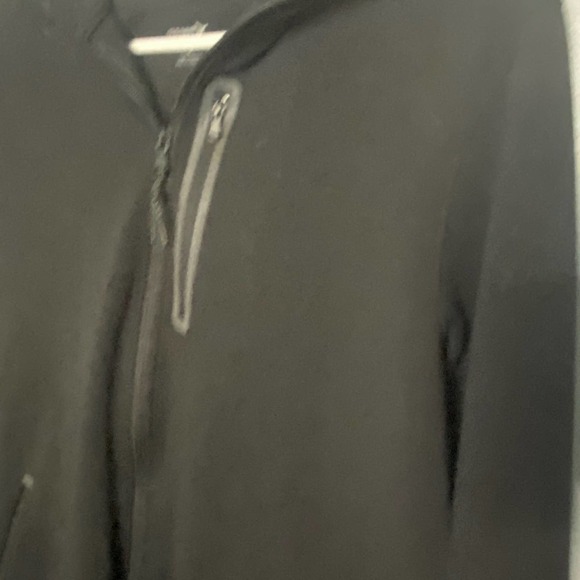 Old Navy Active Black hooded zip up jacket Size - Picture 8 of 8